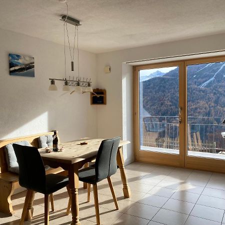Ferienwohnung In Tschlin Mit Panoramablick Екстер'єр фото
