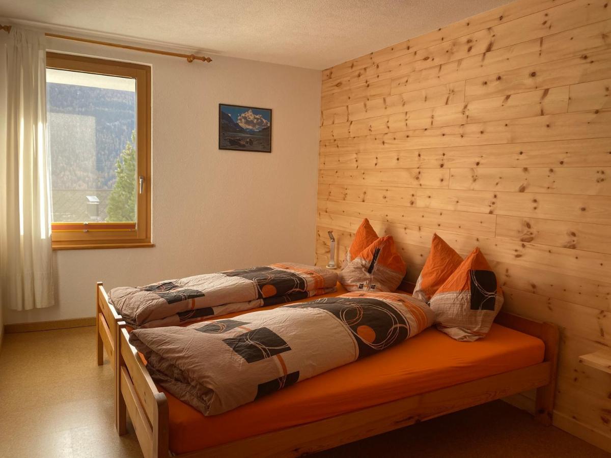 Ferienwohnung In Tschlin Mit Panoramablick Екстер'єр фото